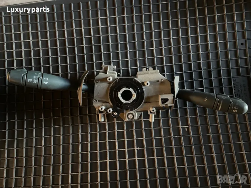 Лост чистачки лост светлини Рено Меган Сценик , снимка 1