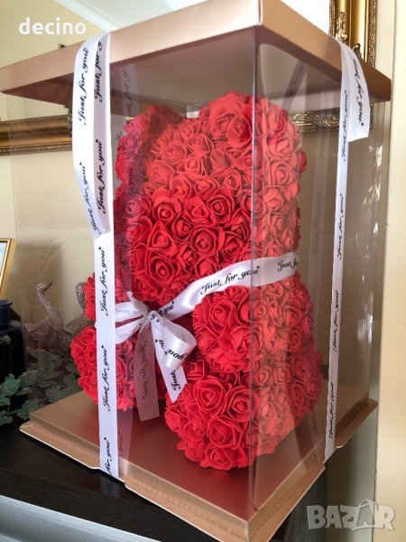 Мече от вечни рози в подаръчна кутия Свети Валентин, снимка 1