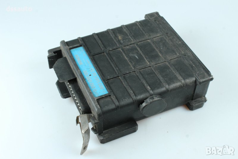 Компютър за двигател M102 Mercedes W124 W201 0025453632, снимка 1