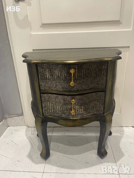 Ретро обновен масивен шкаф, снимка 1