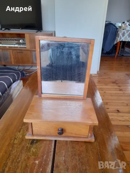 Стара дървена тоалетка, снимка 1