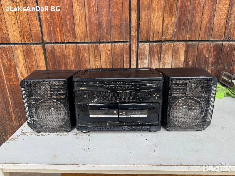 Радио касетофон Sanyo , снимка 1