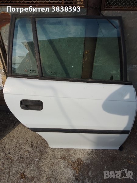 Задна дясна врата за Опел астра f комби 1996г. С централно заключване, снимка 1