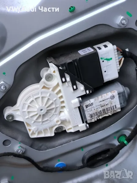 Машинка моторче задно ляво стъкло врата за Голф 5 Пасат  VW Golf 5 Passat Touran Jetta 1K0959703F, снимка 1