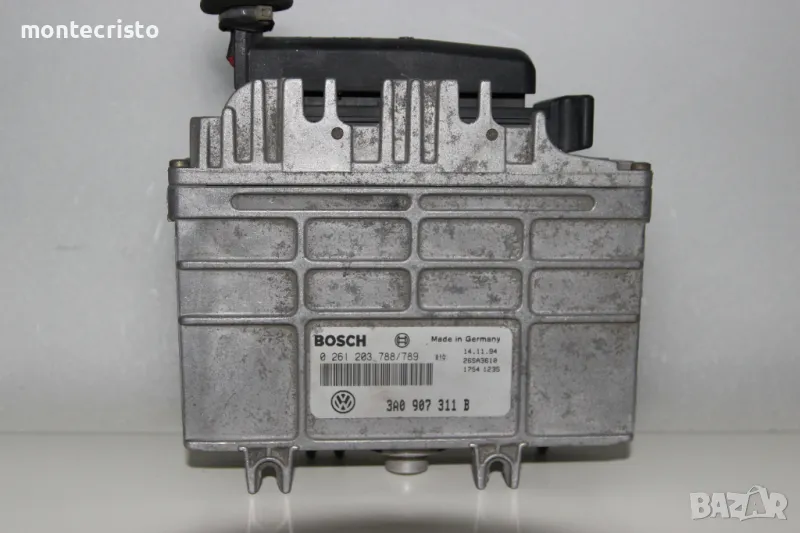 Моторен компютър VW Passat B3 B4 (1989-1996г.) 3A0907311B / 3A0 907 311 B / 0261203788/789, снимка 1