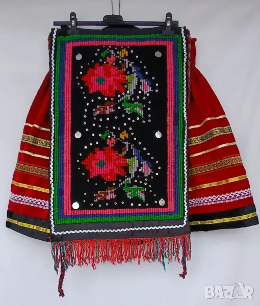 Пищимали/бръчници и  автентични престилки за народна носия., снимка 1