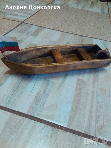 Голяма дървена лодка ръчна изработка, снимка 1