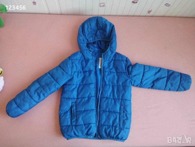 Детско яке Sinsay 122 размер средно дебела вата, снимка 1