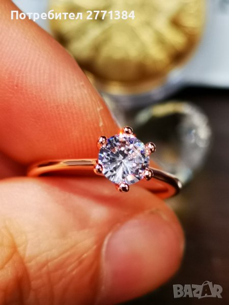 Дамски пръстен със камък Сваровски от медицинска стомана , снимка 1