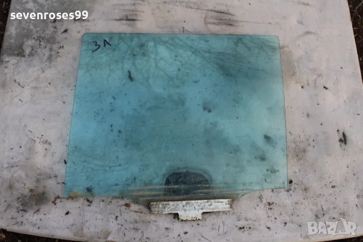 Стъкло задно ляво Мерцедес Екласа S210 MB Eclass комби2000, снимка 1