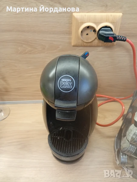 Nescafe Dolce Gusto машина, снимка 1