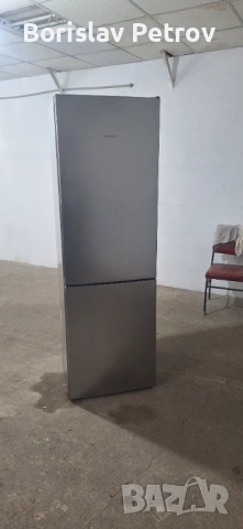 Хладилник с долен фризер Сименс А+, снимка 8 - Хладилници - 54162577