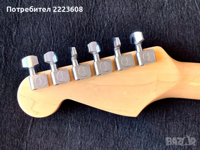 Fender Stratocaster American Standard (1993), снимка 8 - Китари - 56346259