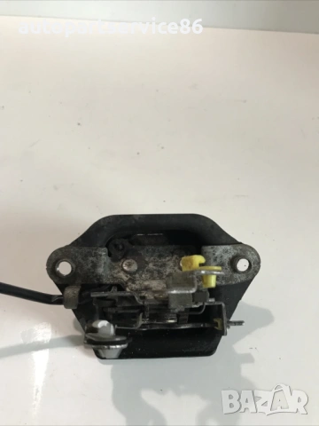 Механизъм за заключване на заден капак за Nissan Almera N16 1.5 Dci (2006)