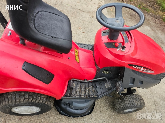 ТРАКТОРНА КОСАЧКА CASTELGARDEN/BRIGGS&STRATTON. ПЕРФЕКТНА , снимка 11 - Градинска техника - 52552852