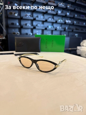 Bottega Veneta Слънчеви Очила С UV400 Защита С ПОДАРЪК🎁Калъф И Кутия 6 Цвята Код SK106, снимка 2 - Слънчеви и диоптрични очила - 52509052