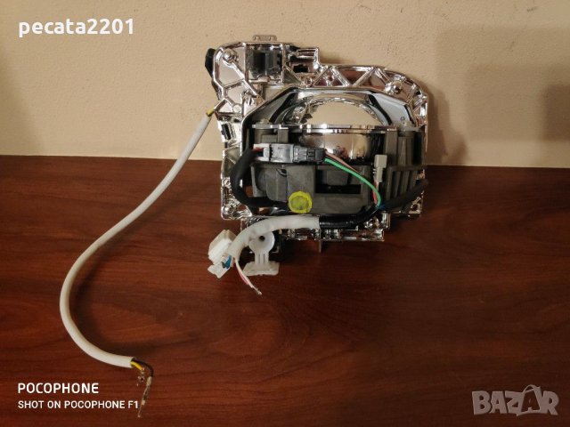 Продавам - Led лупа от оригинален ляв фар за Toyota C-HR, снимка 3 - Части - 30967672