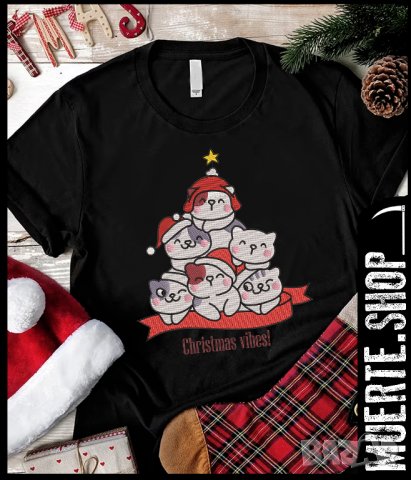 Тениска с щампа CHRISTMAS VIBES