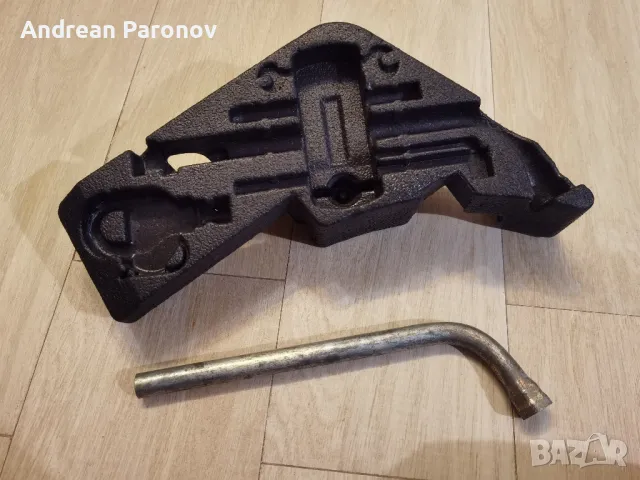 19mm ключ за гуми, снимка 1