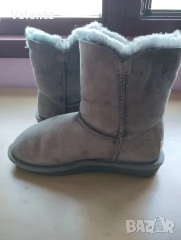 Детски оригинални ботуши UGG 31 номер, снимка 8 - Детски боти и ботуши - 56369866