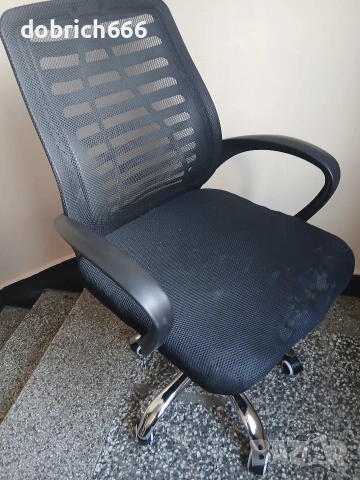 Офис въртящ стол, снимка 2 - Столове - 54236608