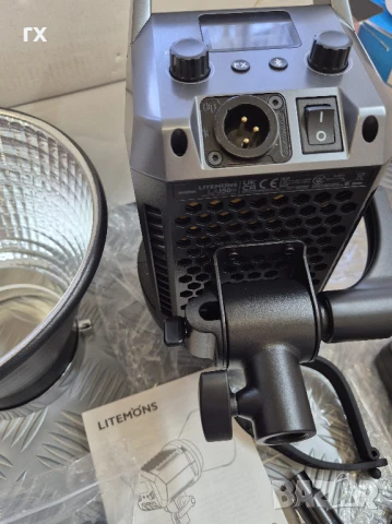 LED осветление Godox Litemons LA150D 5600K, снимка 7 - Светкавици, студийно осветление - 50747864