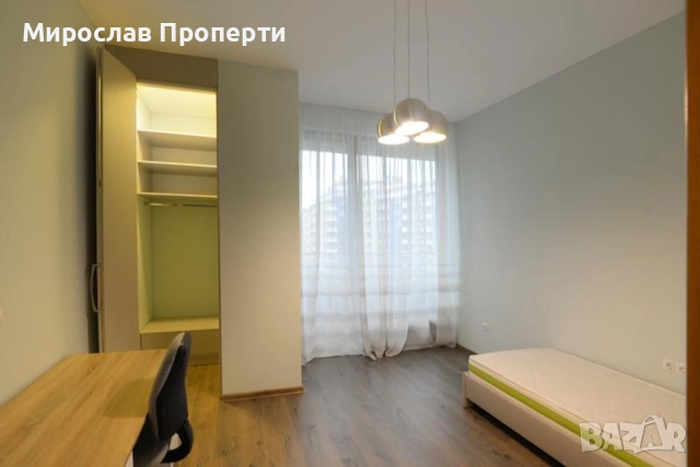 Продаваме 3-Стаен Апартамент В Лагера, снимка 4 - Апартаменти - 53040611