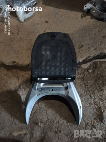 основа стойка куфар