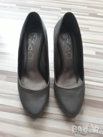 Дамски обувки