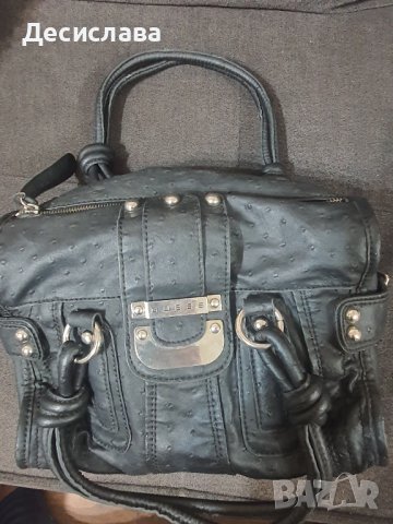 Дамска оригинално чанта GUESS, снимка 2 - Чанти - 42227457