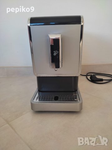 Продавам кафемашини внос от Германия  робот пълен автомат TCHIBO EXPERTO, снимка 6 - Кафемашини - 42867699