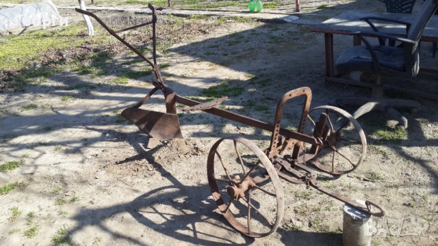 Стар плуг от две части, снимка 10 - Антикварни и старинни предмети - 39834884