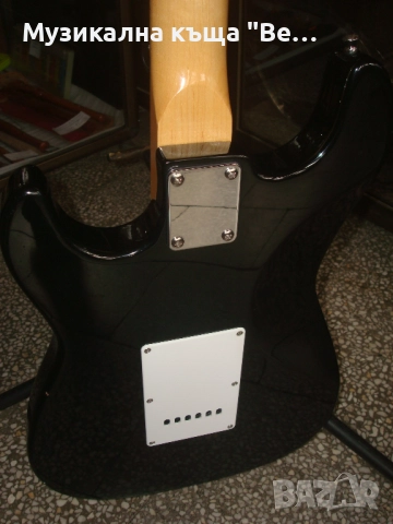 Електрическа китара, снимка 7 - Китари - 52290979