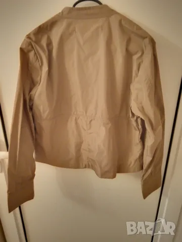Дамско яке. Други. Bershka, снимка 5 - Други - 55322659