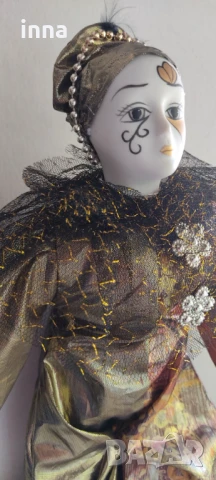 Венецианска порцеланова тъжна кукла, снимка 4 - Колекции - 51385661