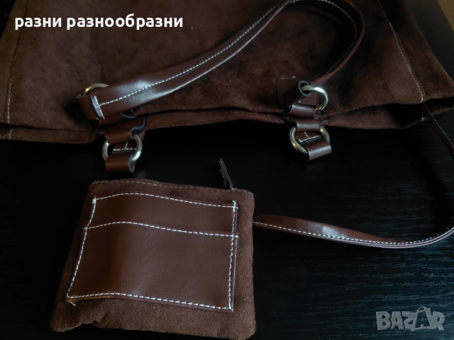 Дамска велурена чанта, снимка 5 - Чанти - 51999316