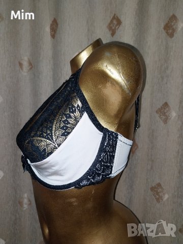 hunkemoller 80 F Черен дантелен сутиен , снимка 5 - Бельо - 42029022