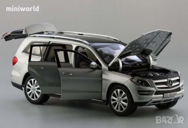 Mercedes-Benz GL-Class X166 2012 silver - мащаб 1:18 на Norev моделът е нов в кутия, снимка 8 - Колекции - 38002550