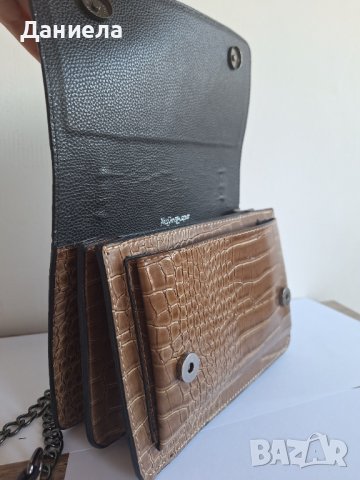 Дамска чанта , снимка 5 - Чанти - 42198294