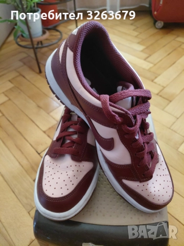 Оригинални маратонки NIKE, снимка 2 - Маратонки - 52099262