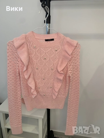 Нов пуловер с перли и камъни