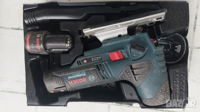 Зеге прободен трион Bosch 10.8 v, снимка 4 - Триони и циркуляри - 55828860