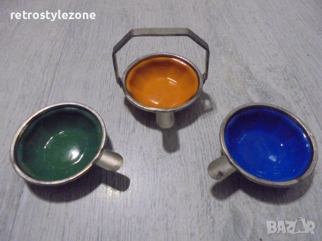 № 8548 Колекционерски винтидж пепелници с емайл – ретро комплект (3 бр.)  