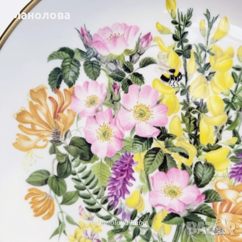 Декоративна порцеланова чиния Caverswall от колекцията WILDFLOWERS., снимка 2 - Други ценни предмети - 52058899