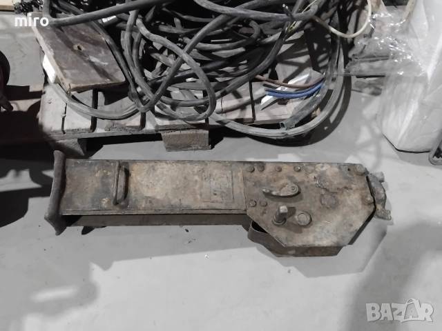 Латерна, Крик 20 тона! За повдигане на панели или други тежки неща! не