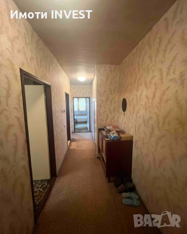 Тристаен апартамент с гараж и допълнителни помещения – кв. Запад 2, гр. Търговище №73137, снимка 6 - Апартаменти - 53188995