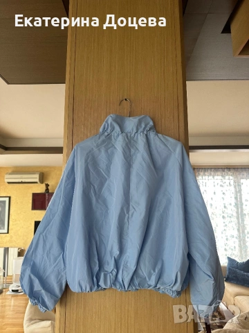 Светлосиньо яке ветровка, снимка 3 - Якета - 54022074