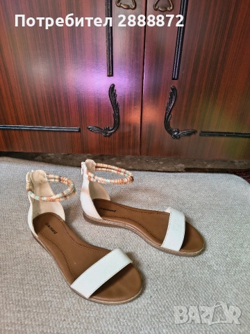 Продавам дамски сандали 38 номер., снимка 2 - Сандали - 54349823