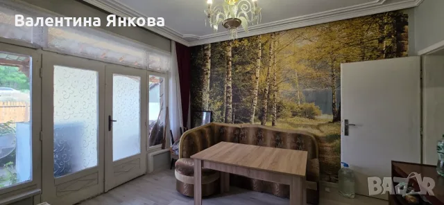 Двуетажна къща в с. Клокотница, снимка 4 - Къщи - 56496197