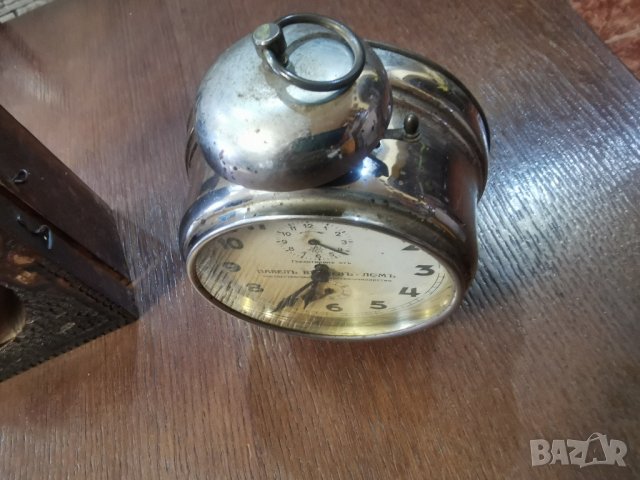 будилник junghans, снимка 3 - Антикварни и старинни предмети - 44416113